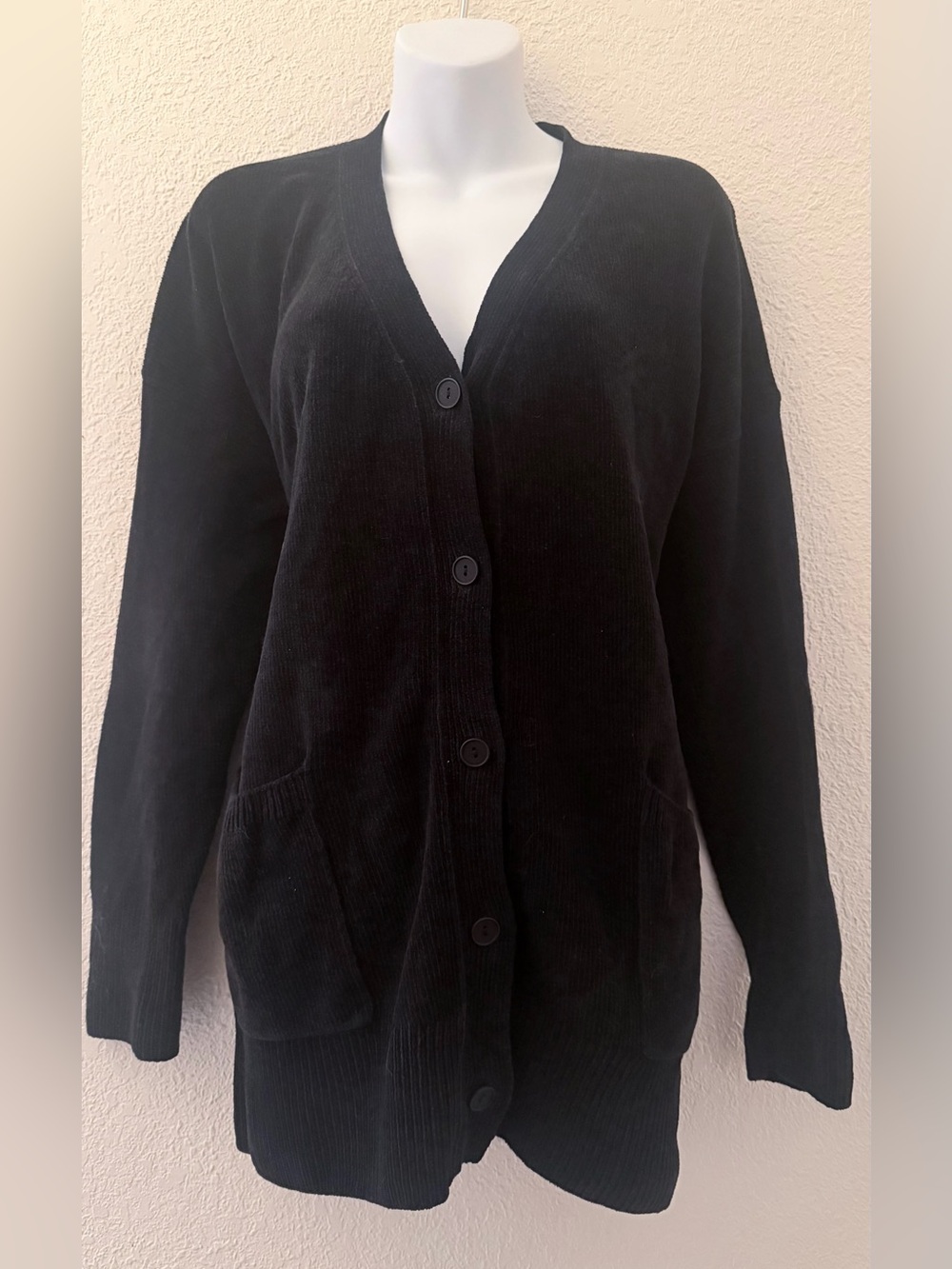Eileen Fisher Black Button-Front Women’s knitted Cardigan Sweater